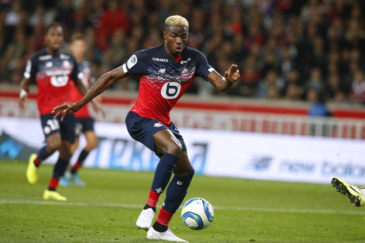 开云-德罗巴新星领先优势明显表现突出，雄鹿前途光明！比赛高潮迭起-开云